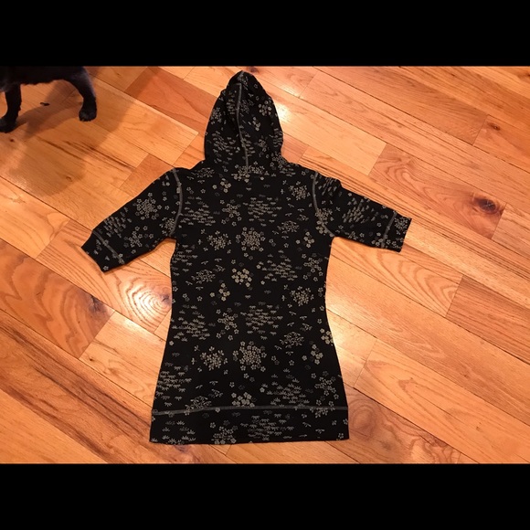Floral Hooded Top - Picture 2 of 6